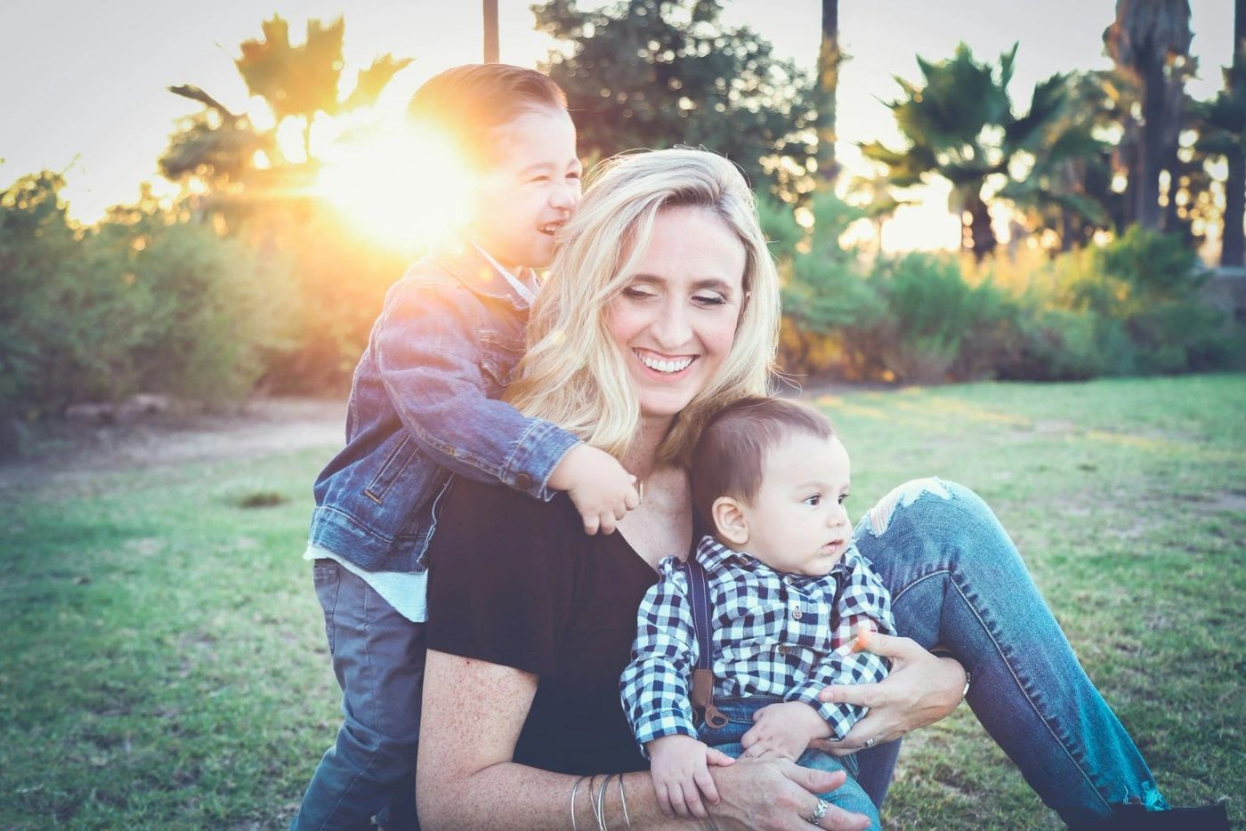 Patient receiving personalized naturopathic care